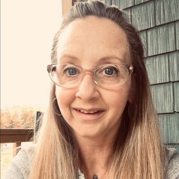 Meet your Posher, Jerri - Picture 1 of 1